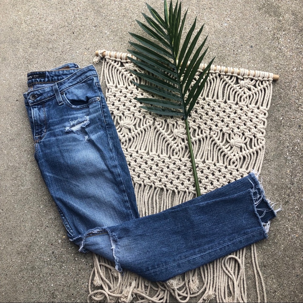 Big Star Distressed Skinny Jeans Size 27